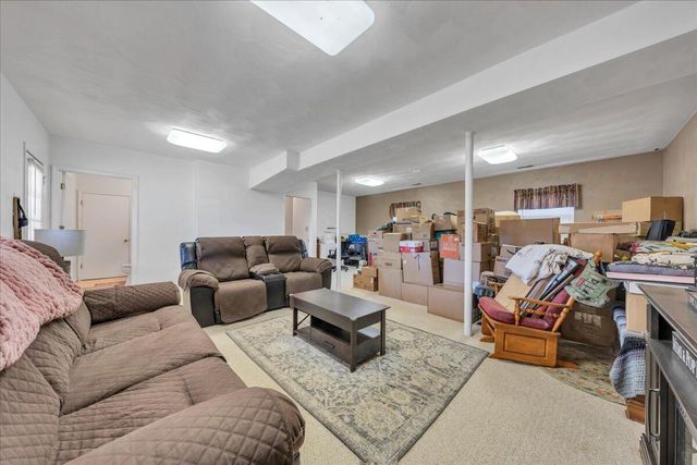 157 Clubhouse DR, Roanoke, VA 24019