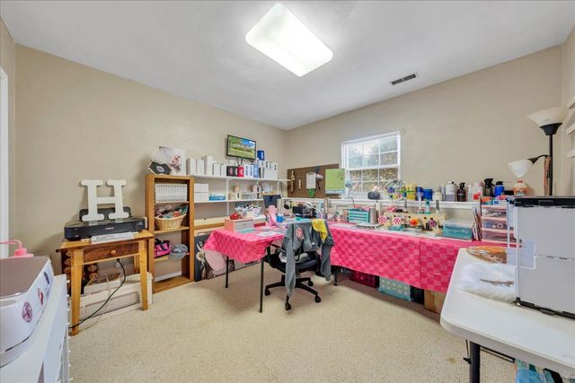 157 Clubhouse DR, Roanoke, VA 24019