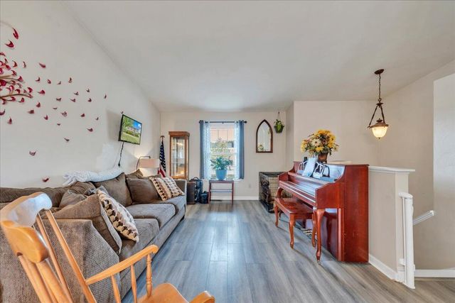 157 Clubhouse DR, Roanoke, VA 24019