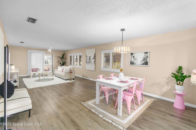 2133 Kings Cross Street, Titusville, FL 32796