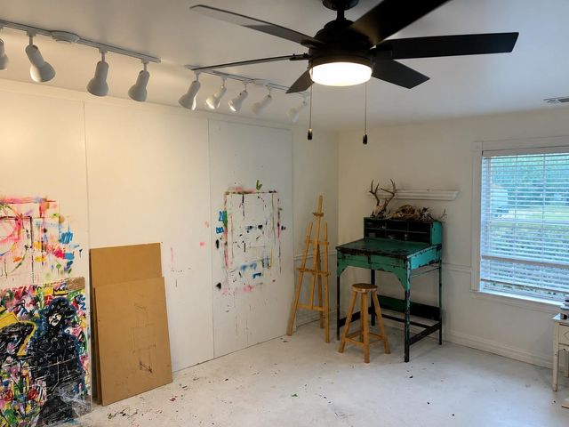 137 Wamel WAY, Cedar Creek, TX 78612