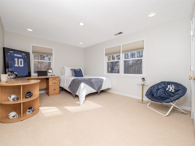 30 Wild Duck Road, Wilton, CT 06897