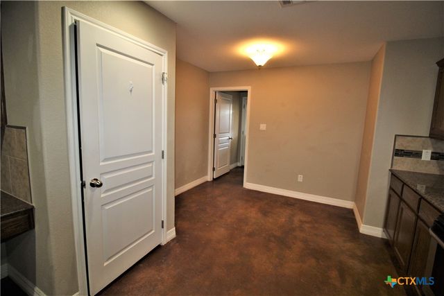 1017 S 9th Street, Copperas Cove, TX 76522