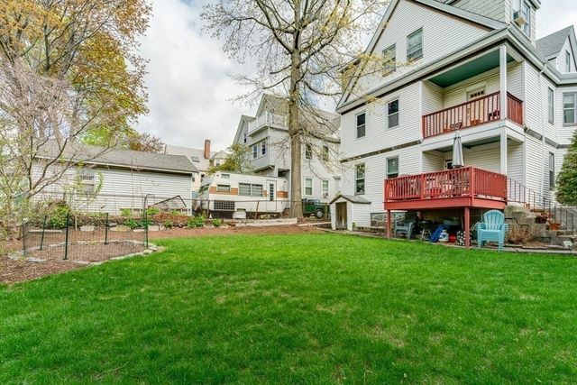 36 Hewlett St 1, Boston, MA 02131