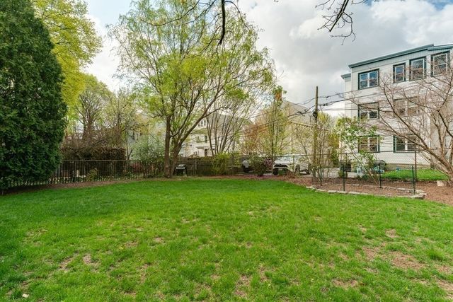 36 Hewlett St 1, Boston, MA 02131