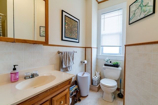 36 Hewlett St 1, Boston, MA 02131