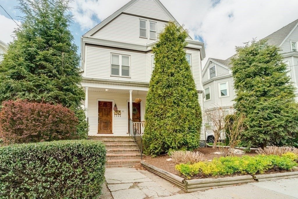 36 Hewlett St 1, Boston, MA 02131