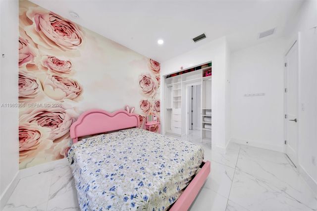 1550 SW 89th Ct, Miami, FL 33174