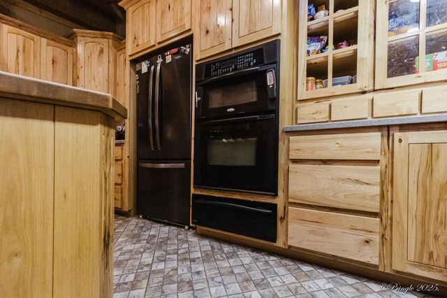 Hc 64 Box 6015, West Plains, MO 65775