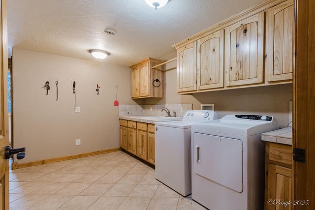 Hc 64 Box 6015, West Plains, MO 65775