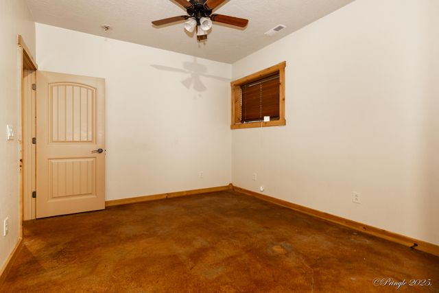 Hc 64 Box 6015, West Plains, MO 65775