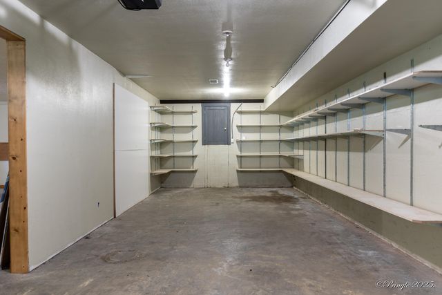 Hc 64 Box 6015, West Plains, MO 65775