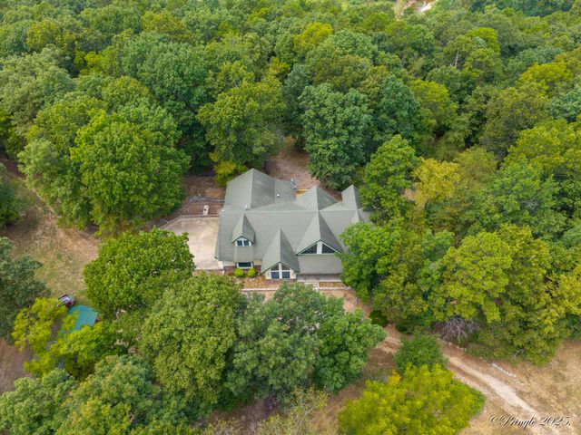 Hc 64 Box 6015, West Plains, MO 65775