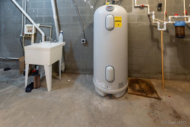 Hc 64 Box 6015, West Plains, MO 65775