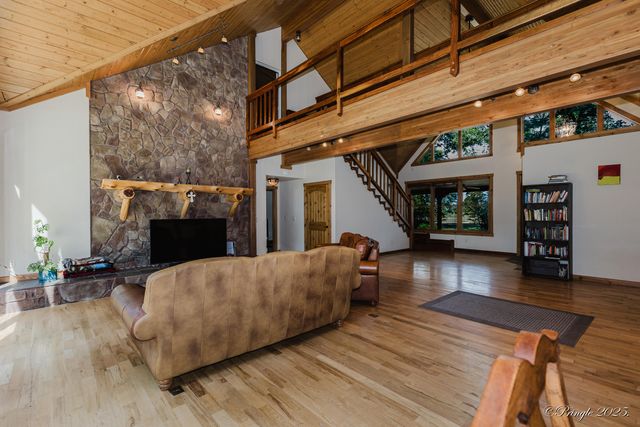 Hc 64 Box 6015, West Plains, MO 65775