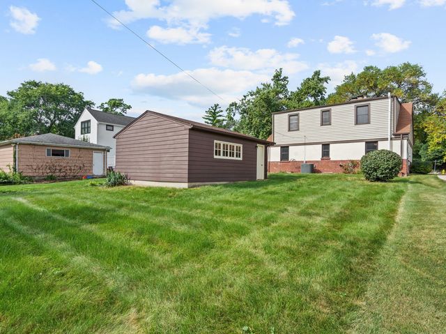 361 Bryant Avenue, Glen Ellyn, IL 60137