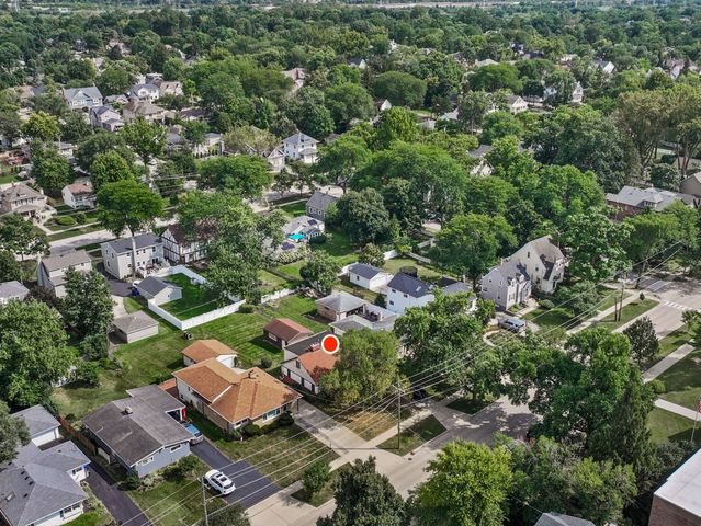 361 Bryant Avenue, Glen Ellyn, IL 60137
