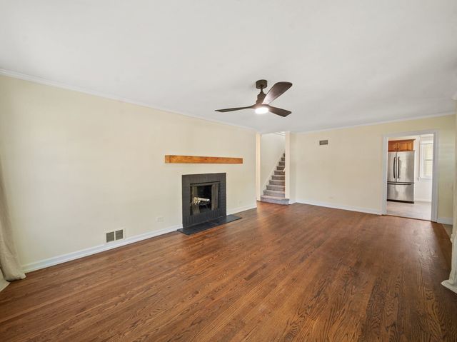 361 Bryant Avenue, Glen Ellyn, IL 60137