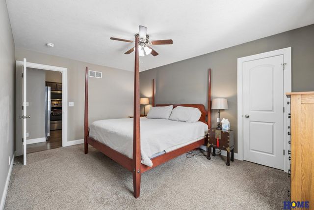 3120 King Ridge Court, Lincoln, NE 68504