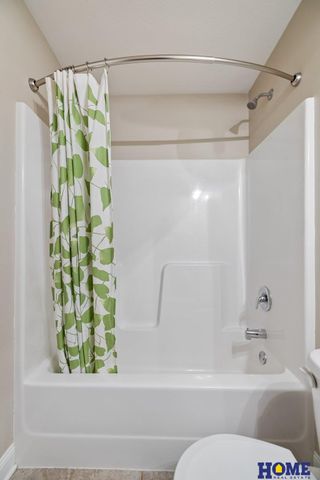 3120 King Ridge Court, Lincoln, NE 68504