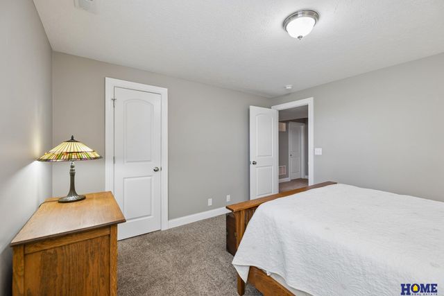 3120 King Ridge Court, Lincoln, NE 68504