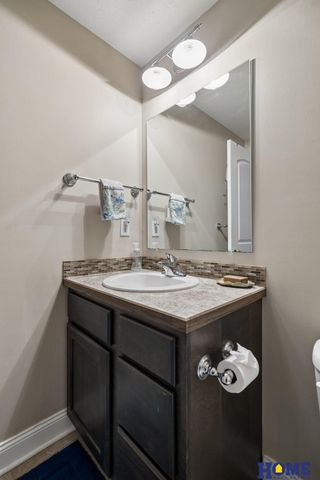 3120 King Ridge Court, Lincoln, NE 68504
