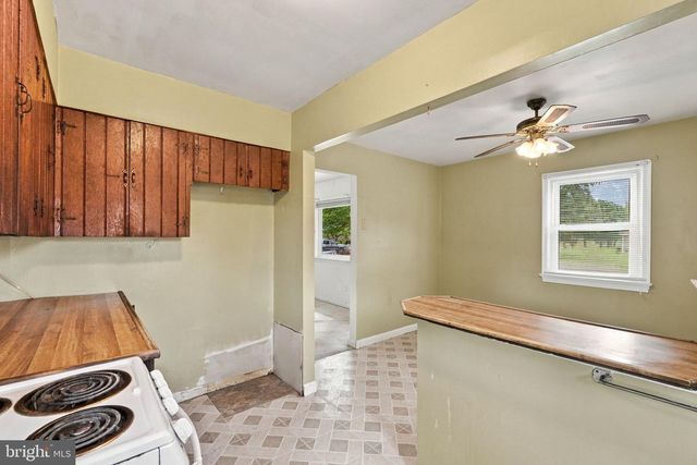 8928 JUNE ST, Manassas, VA 20111