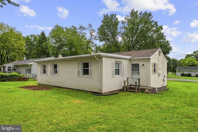 8928 JUNE ST, Manassas, VA 20111