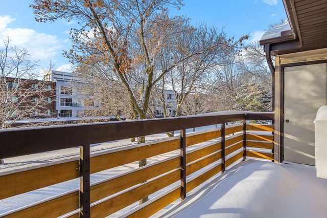 330 Ford Road 4, Saint Louis Park, MN 55426