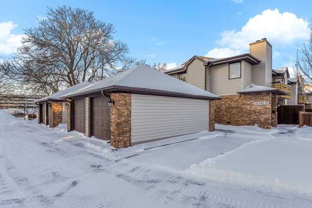 330 Ford Road 4, Saint Louis Park, MN 55426