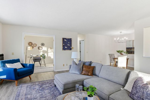 330 Ford Road 4, Saint Louis Park, MN 55426