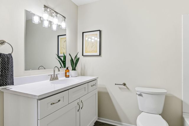 330 Ford Road 4, Saint Louis Park, MN 55426