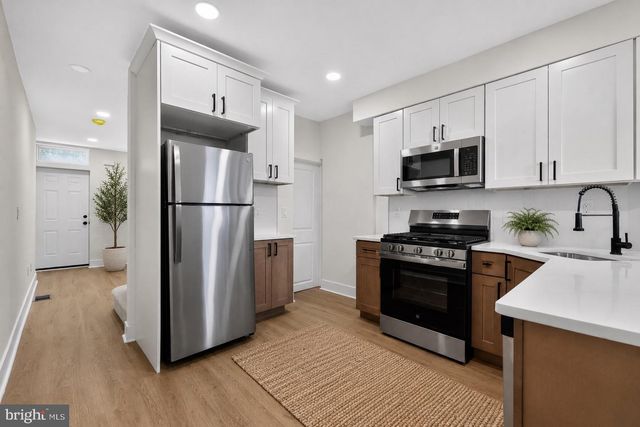 2649 SEPVIVA ST, Philadelphia, PA 19125