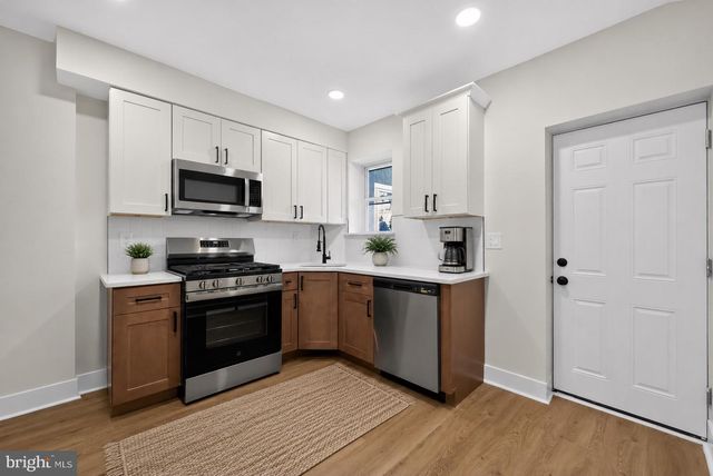 2649 SEPVIVA ST, Philadelphia, PA 19125