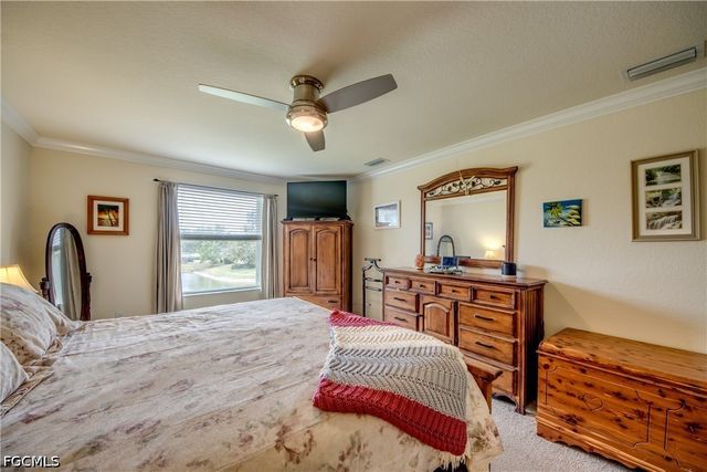 3613 Valle Santa CIR, Cape Coral, FL 33909