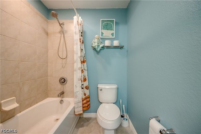 3613 Valle Santa CIR, Cape Coral, FL 33909