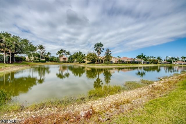 3613 Valle Santa CIR, Cape Coral, FL 33909