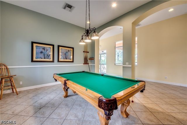 3613 Valle Santa CIR, Cape Coral, FL 33909