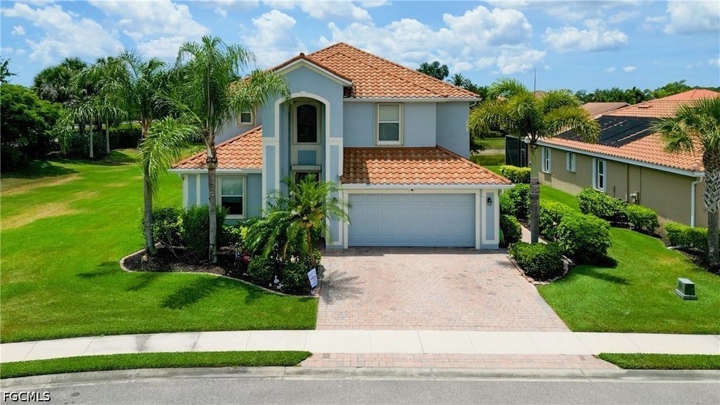 3613 Valle Santa CIR, Cape Coral, FL 33909