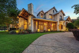 31 Sandalwood Drive, Houston, TX 77024