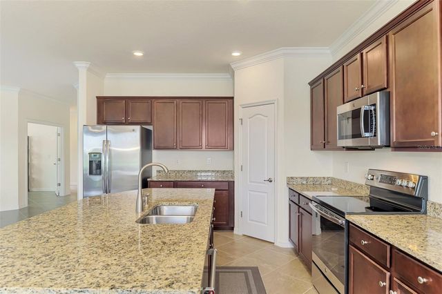 10065 COZY GROVE DRIVE, Venice, FL 34293