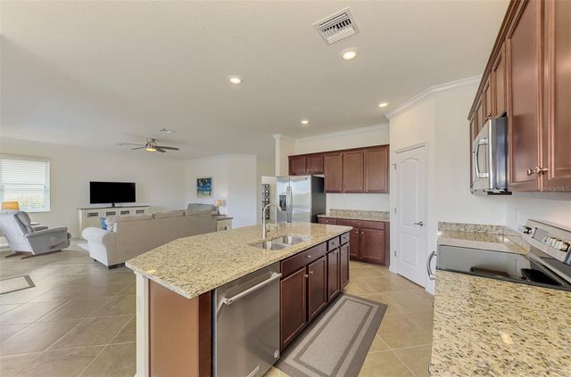 10065 COZY GROVE DRIVE, Venice, FL 34293