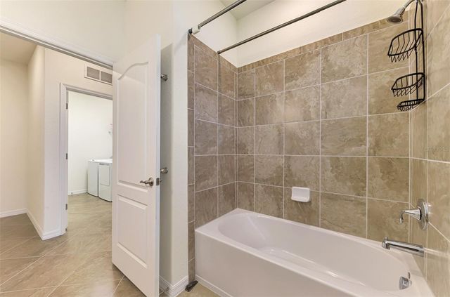 10065 COZY GROVE DRIVE, Venice, FL 34293
