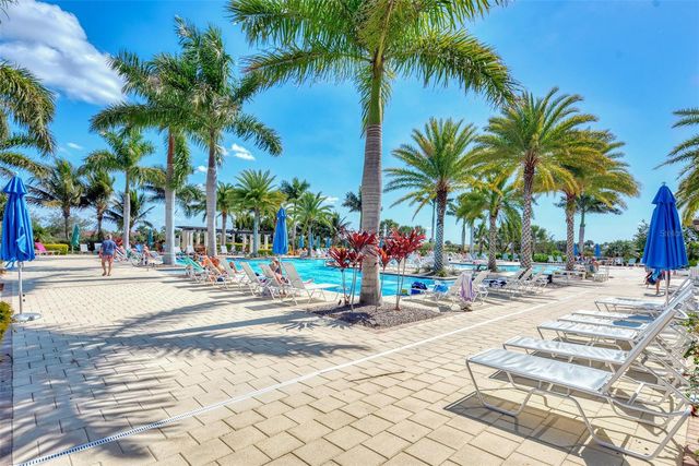 10065 COZY GROVE DRIVE, Venice, FL 34293