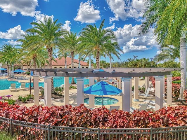 10065 COZY GROVE DRIVE, Venice, FL 34293
