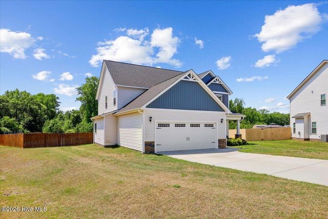 119 Auburn Bay Drive, Pikeville, NC 27863