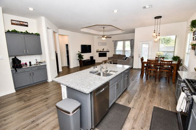 1405 Xeresa Drive, Little Elm, TX 75068