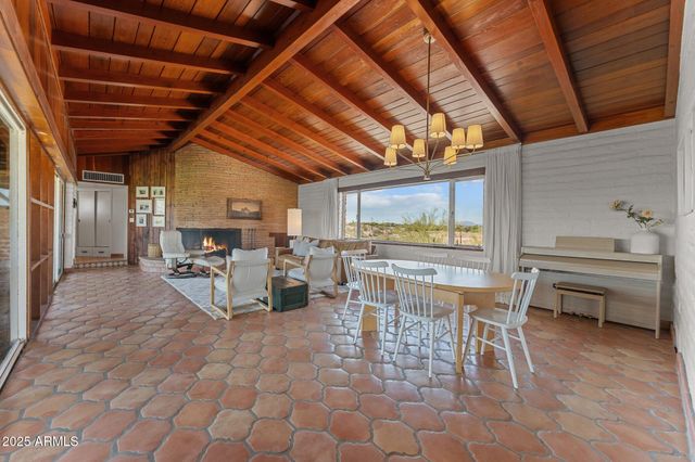 890 W PALO VERDE Drive, Wickenburg, AZ 85390