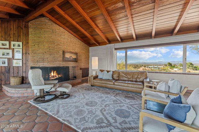 890 W PALO VERDE Drive, Wickenburg, AZ 85390