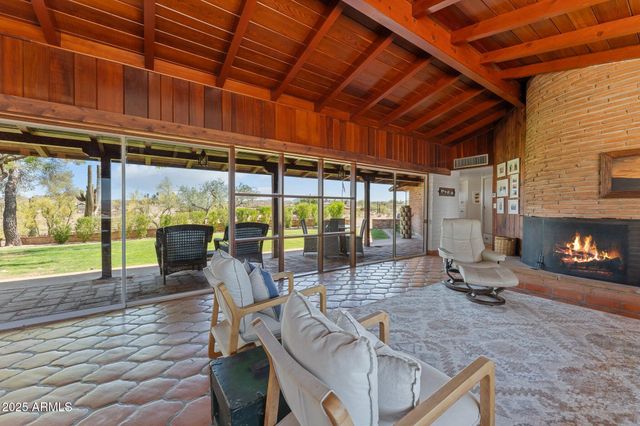 890 W PALO VERDE Drive, Wickenburg, AZ 85390